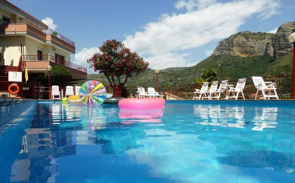Aparthotel Residence Green Park Ventimiglia