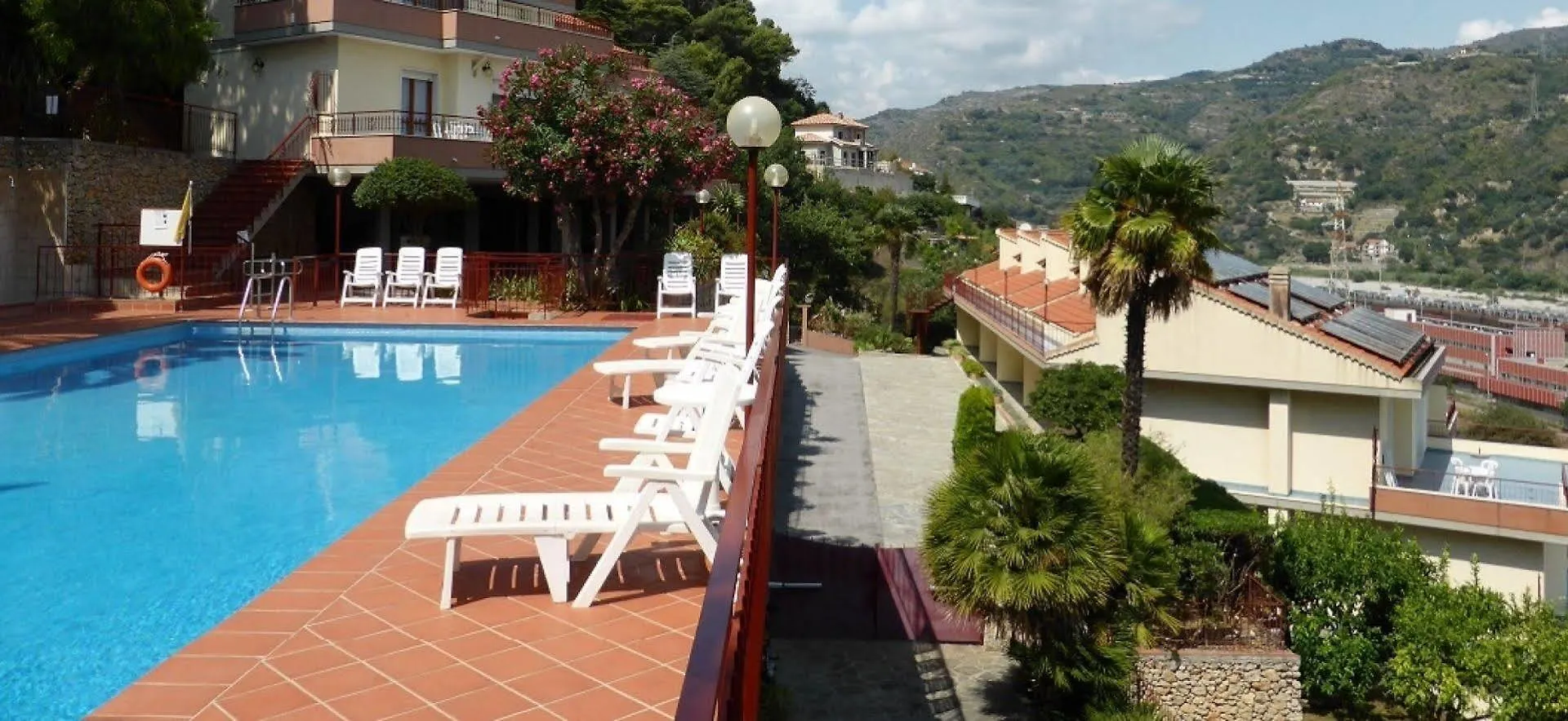 *** Aparthotel Residence Green Park Ventimiglia Italy